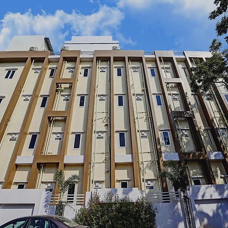 Capital O De Alphabet Kakinada Hotel Exterior foto