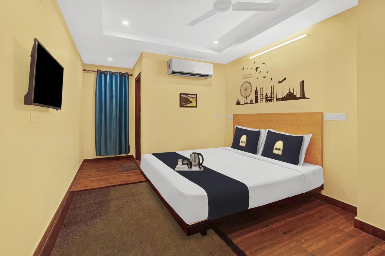 Capital O De Alphabet Kakinada Hotel Exterior foto