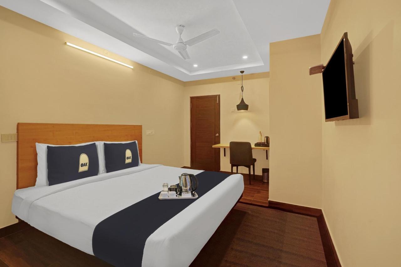 Capital O De Alphabet Kakinada Hotel Exterior foto