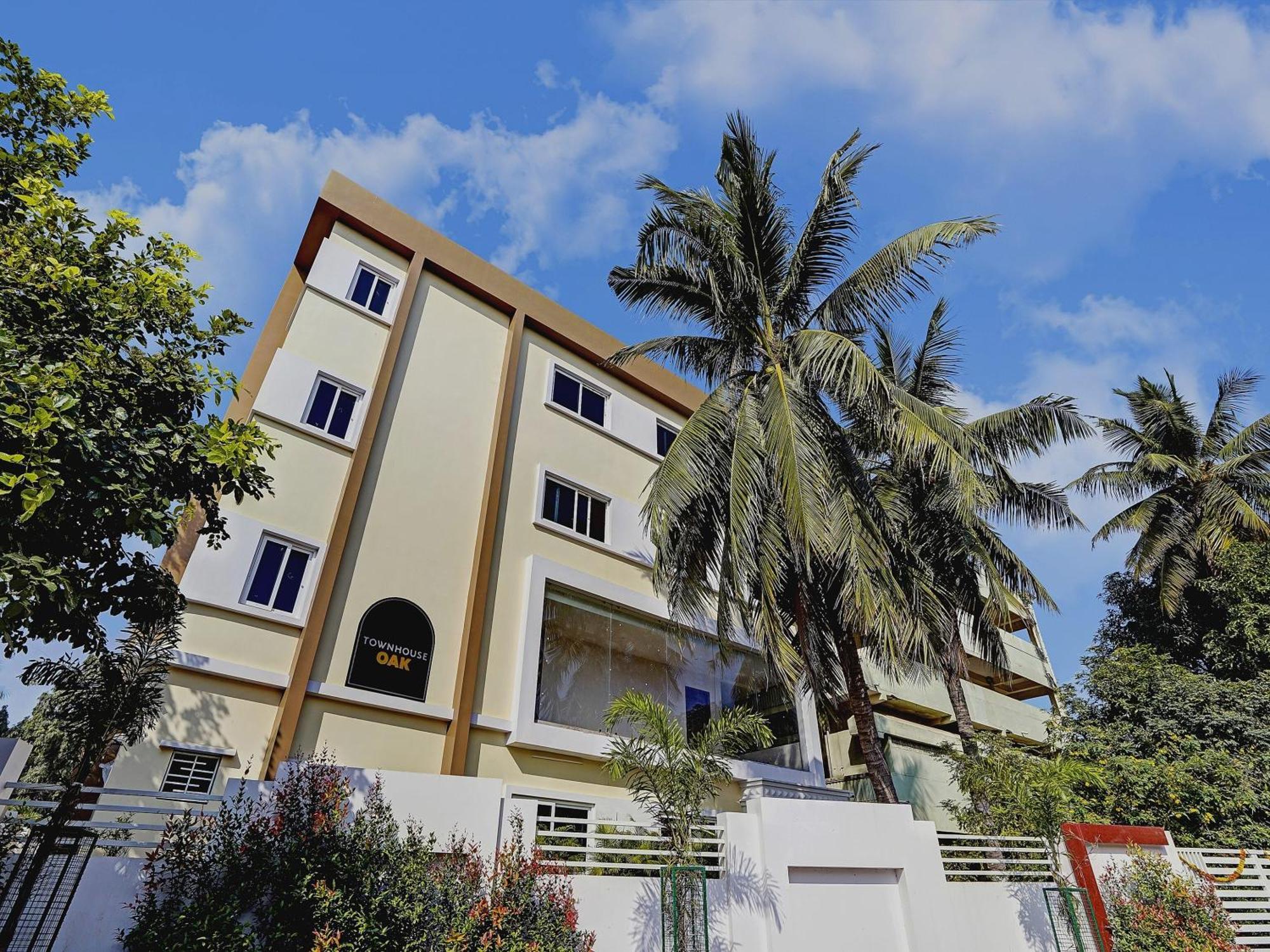 Capital O De Alphabet Kakinada Hotel Exterior foto